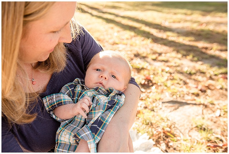 Newport-News-Park-Family-of-Four-Fall-Session (8)