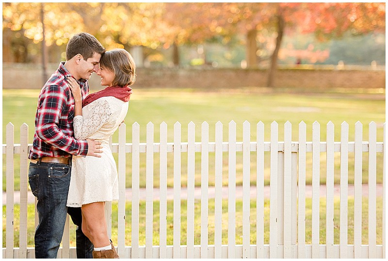 colonial-williamsburg-fall-engagement-session (10)