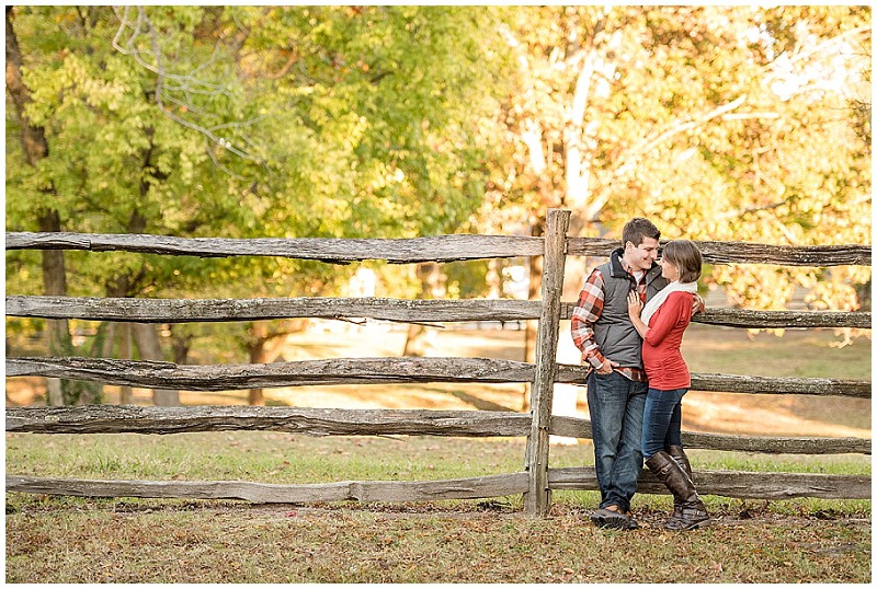 colonial-williamsburg-fall-engagement-session (20)