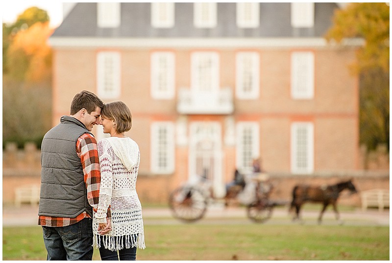 colonial-williamsburg-fall-engagement-session (27)