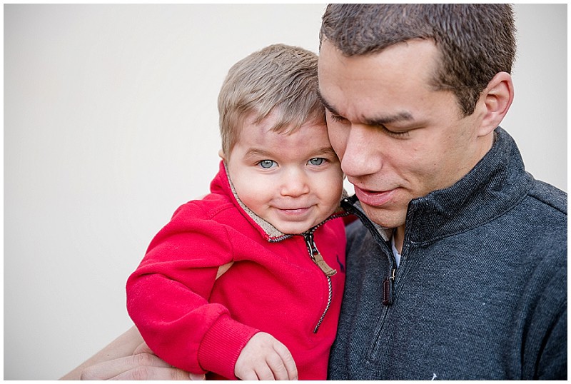 city-center-newport-news-family-maternity-session