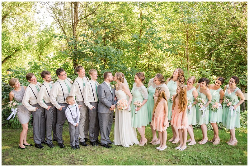 Sunny-Seattle-Mint-and-Blush-Wedding (38)