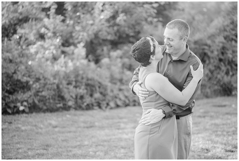 newport-news-lions-bridge-ritas-engagement-session (20)