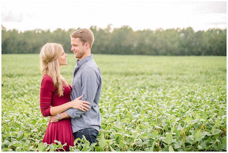 fall-cotton-farm-sunset-engagement_0006