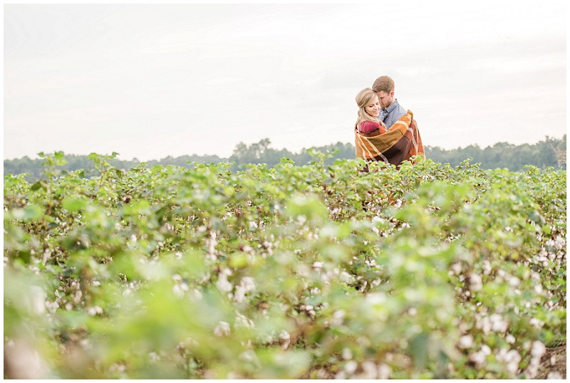 fall-cotton-farm-sunset-engagement_0012