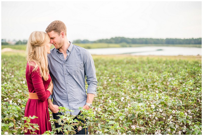 fall-cotton-farm-sunset-engagement_0015