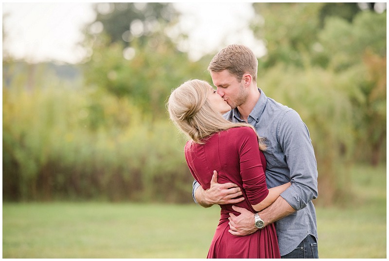 fall-cotton-farm-sunset-engagement_0026