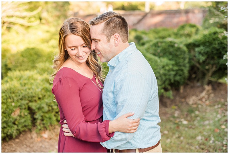 historic-yorktown-beach-fall-sunset-engagement-1