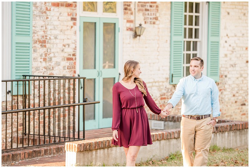 historic-yorktown-beach-fall-sunset-engagement-13