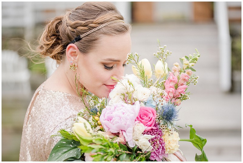 Glamorous_Rustic_Outer_Banks_Bridal_Styled_Shoot (18)