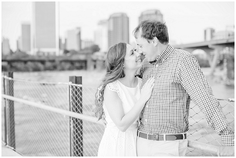 Browns-Island-Bridge-Richmond-Spring-Engagement (8)