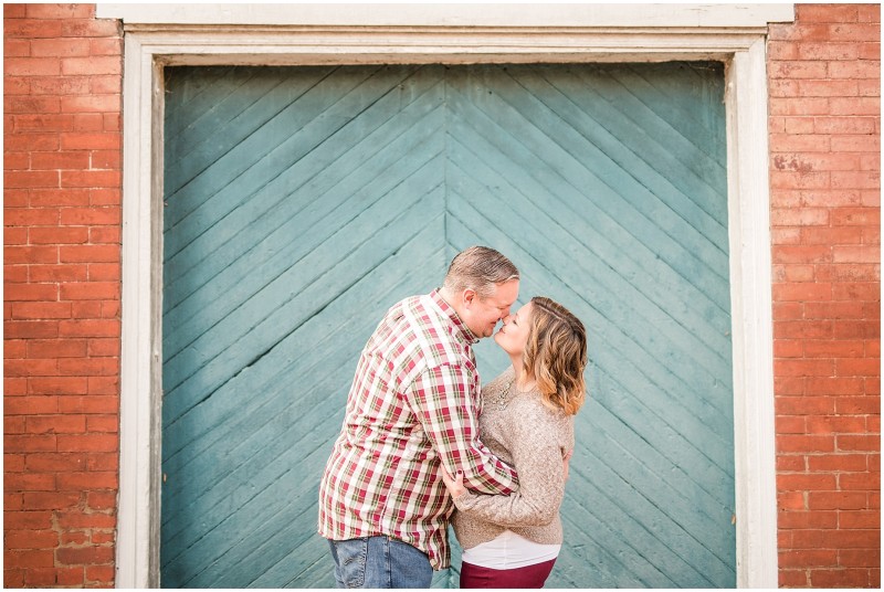 Libby-Hill-Richmond-Skyline-Engagement17