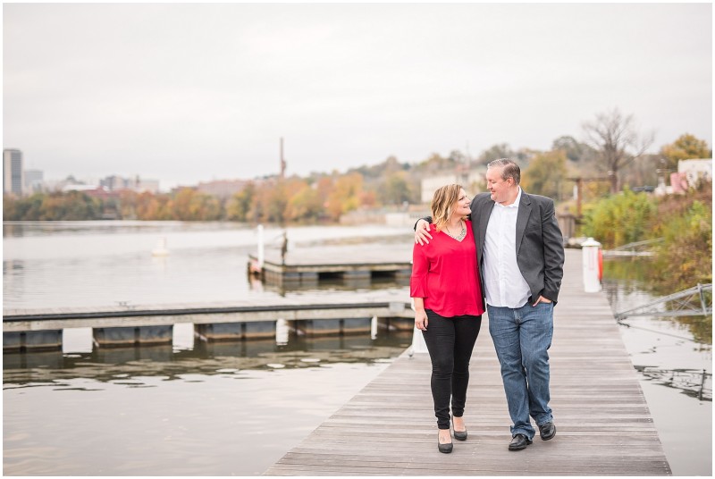 Libby-Hill-Richmond-Skyline-Engagement33