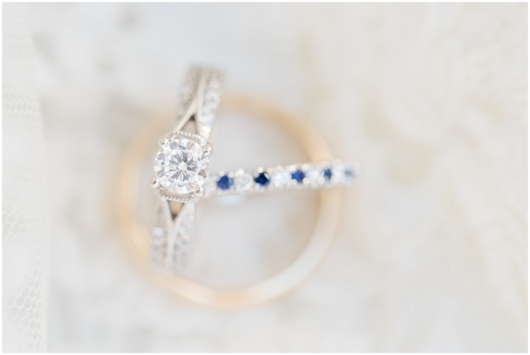 amber-grove-wedding-band-rings