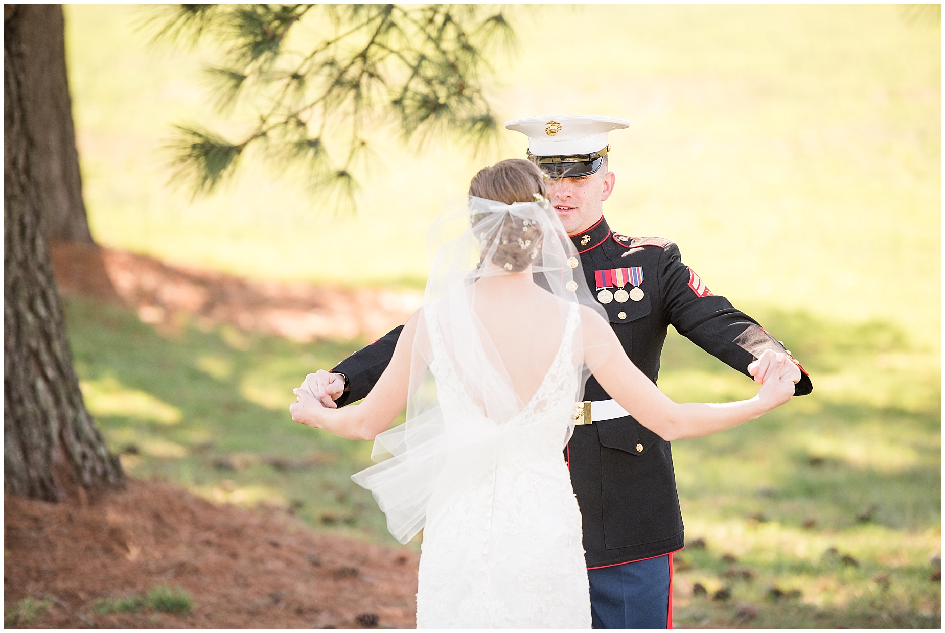 amber-grove-wedding-first-look