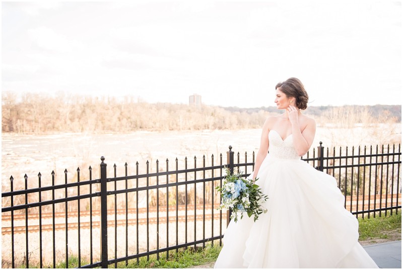 downtown-richmond-hollywood-cemetery-bridal1