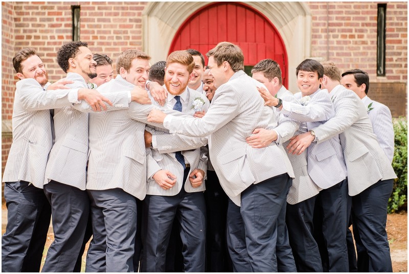 groom-groomsmen-seersucker-suit