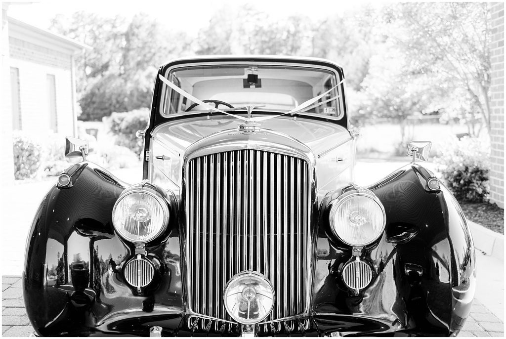 2019 wedding highlights virginia photographers amber grove bride and groom vintage car rolls royce