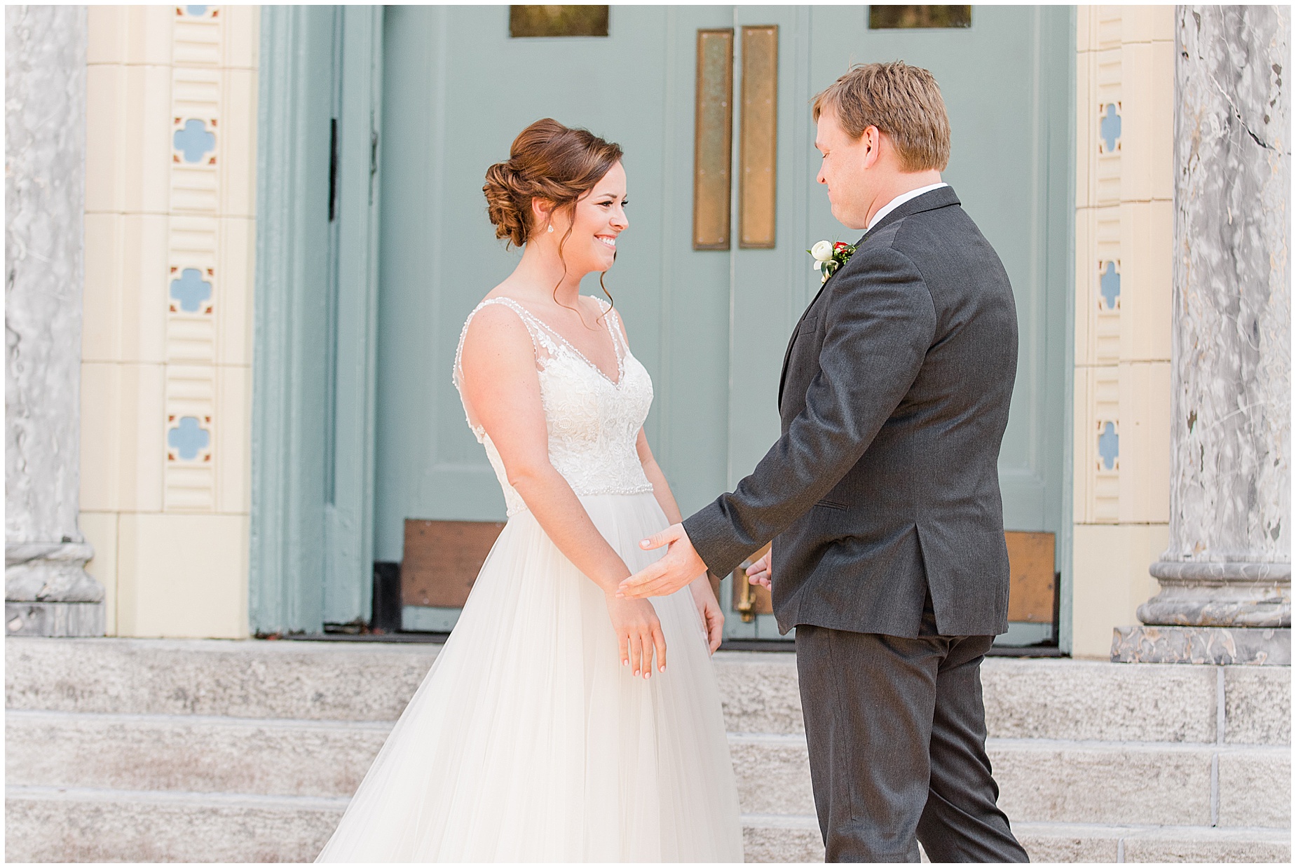 norfolk wedding photographers first look reaction