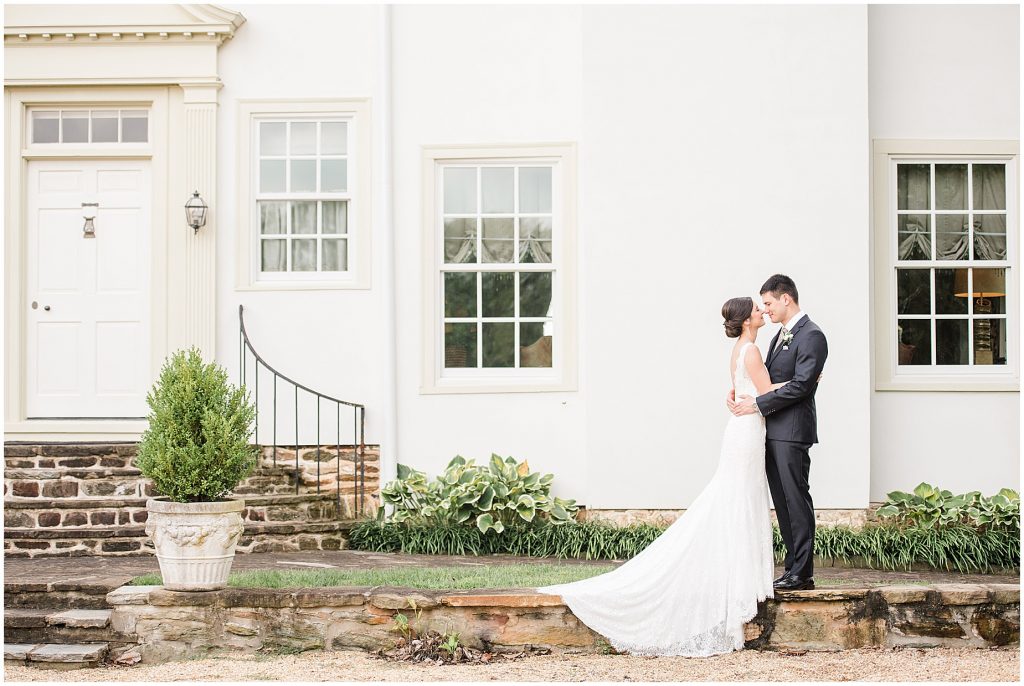 fall retreat at eastwood northern virginia plantation wedding bride and groom