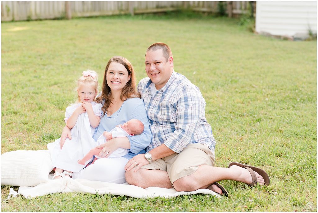 Backyard Newborn and Family photo