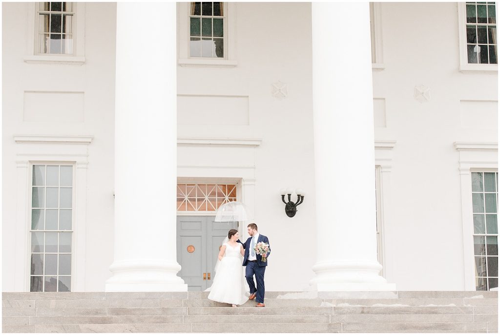 capitol building bride and groom portraits richmond virginia with umbrellas
