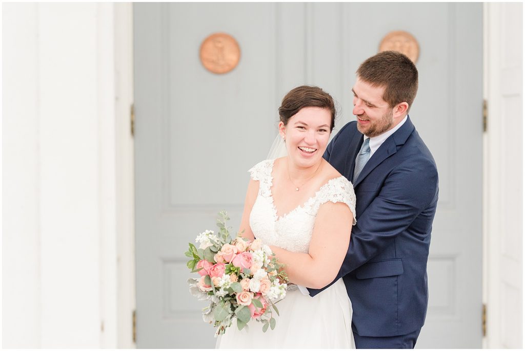 capitol building bride and groom portraits with dusty blue door richmond virginia