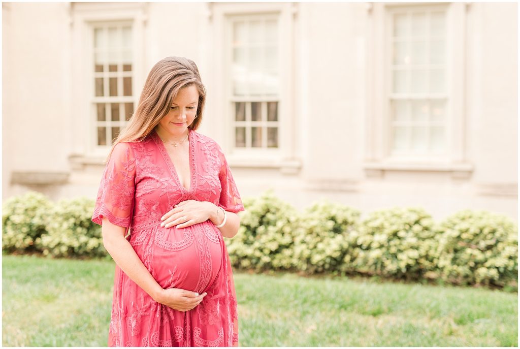 vmfa maternity session in richmond virginia