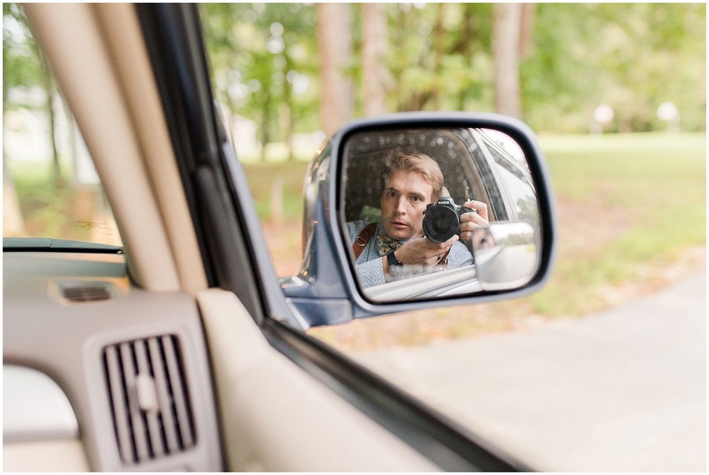 car selfie photographer