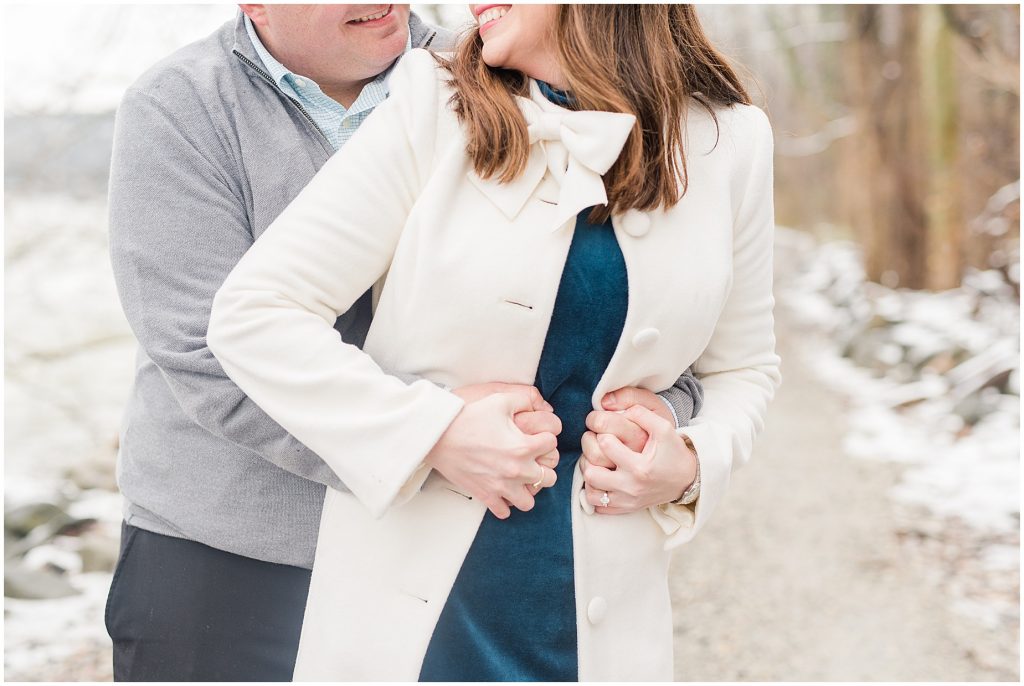 belle isle walking path in downtown richmond for an engagement session 