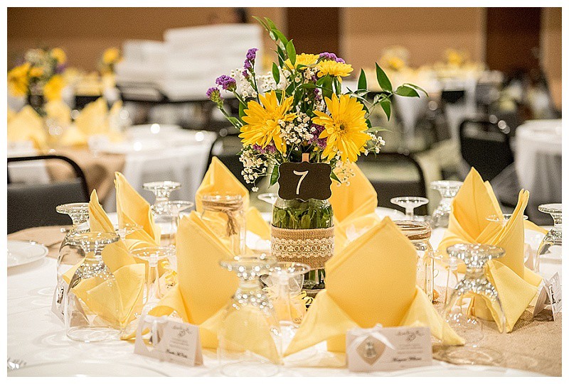 Hampton-Yellow-Outdoor-Sunflower-Wedding (1)