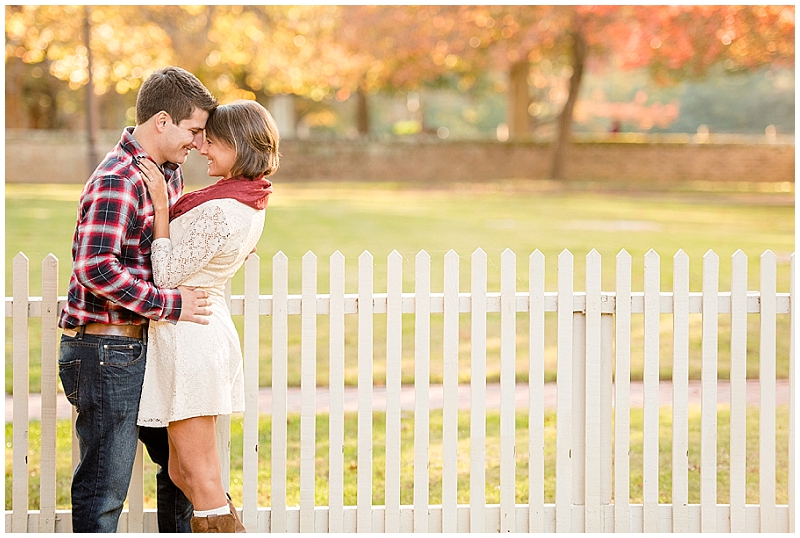 what-to-wear-to-an-engagement-shoot