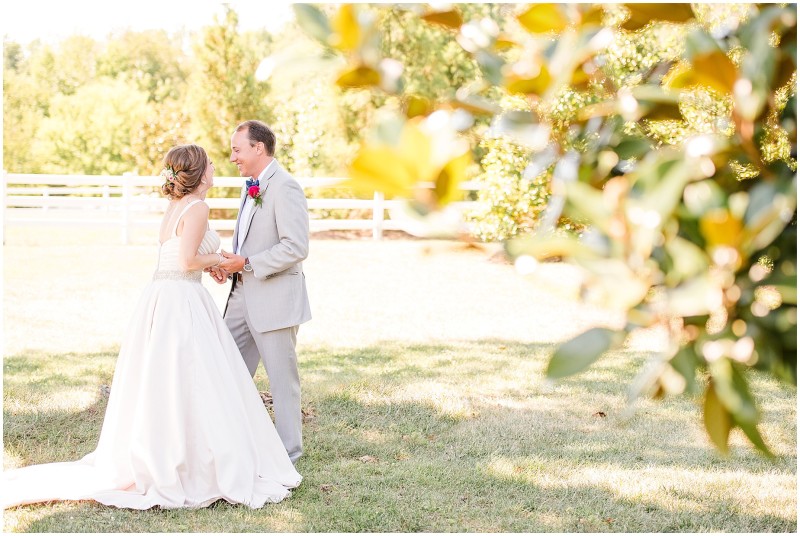 amber-grove-classic-barn-wedding47