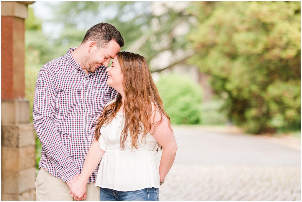 maymont park engagement session under arch at mansion