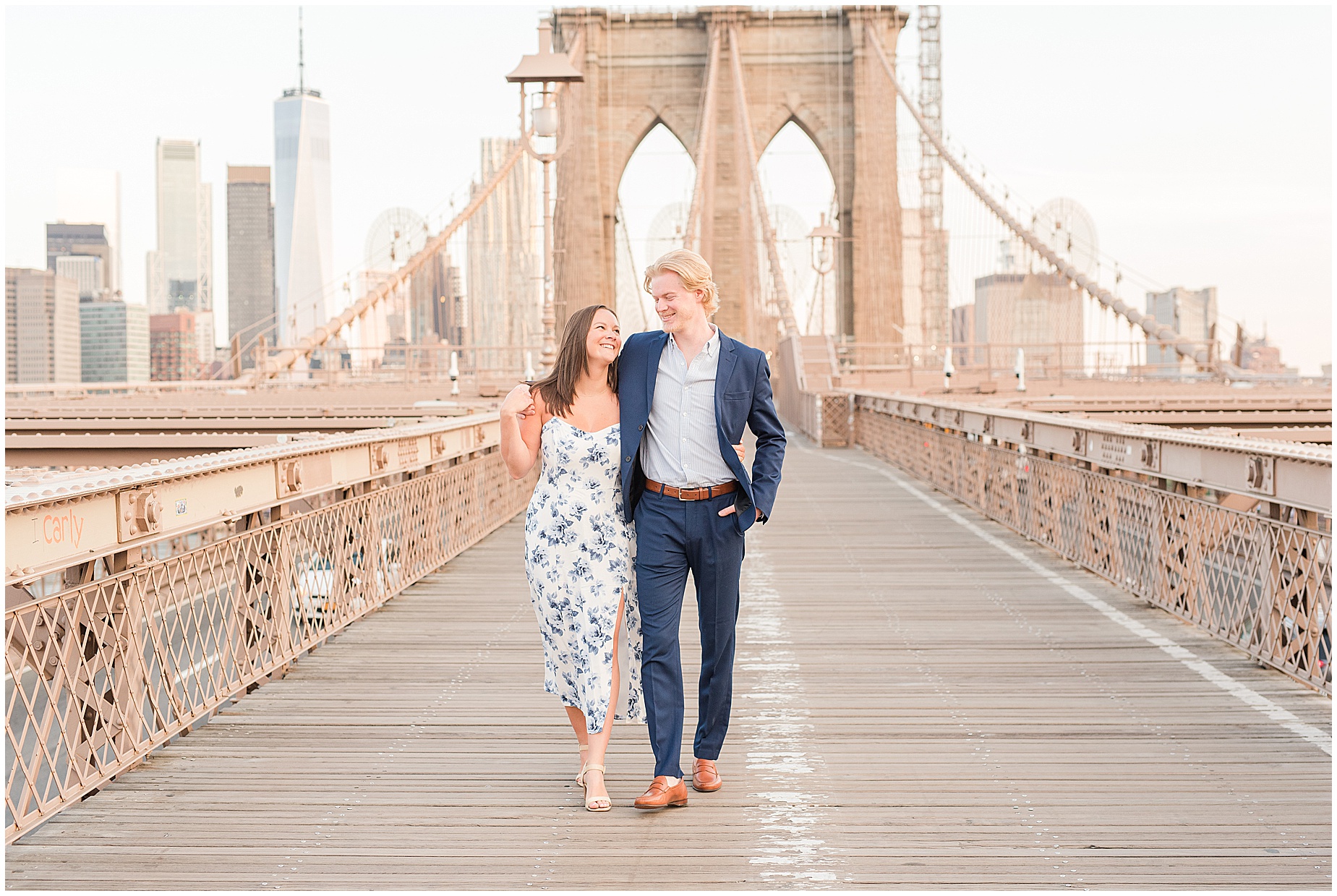 Brooklyn Bridge NYC engagement session